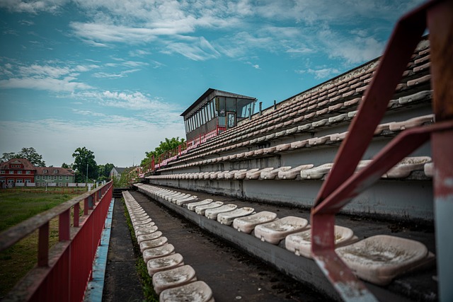 紧密合作 紧密合作